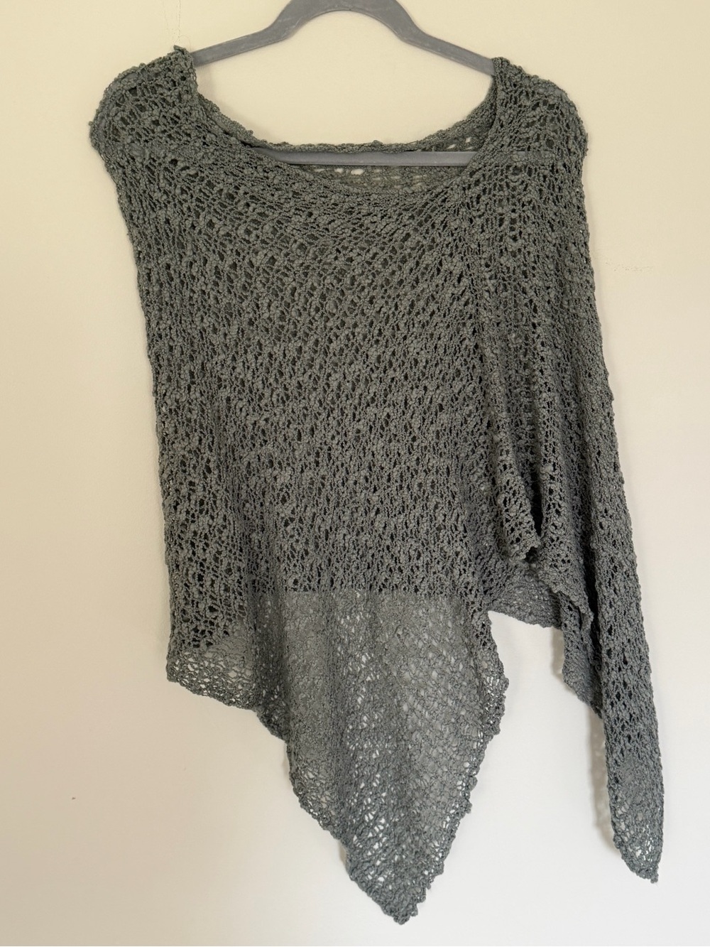 Lost River Clothing Co Gray Popcorn Knit Poncho Boho Open Weave OS